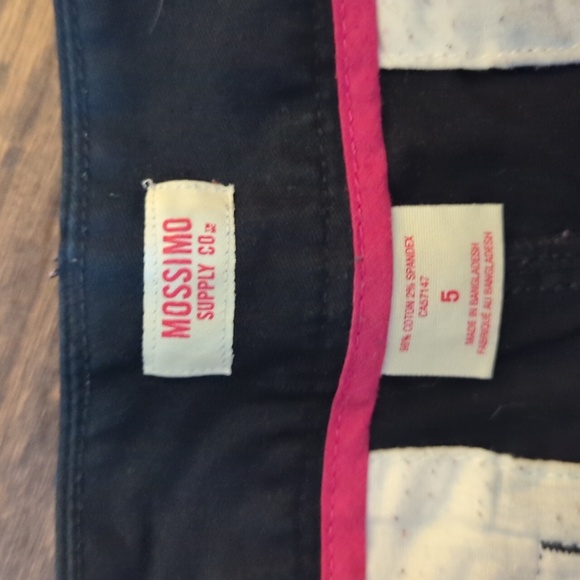 Set Of 3 Mossimo Low Rise Chino Shorts, Size 5 - Picture 10 of 11